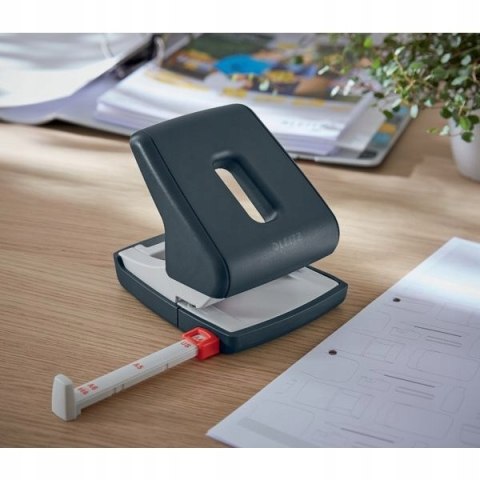 Dziurkacz Leitz Cosy, szary 50040089 Dziurkacz Leitz Cosy, szary 50040089