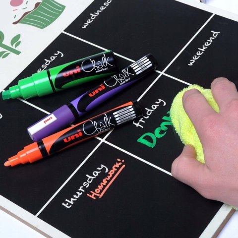 Marker kredowy UNI PWE-5M 1.8mm-2.5mm złoty UNPWE5M/DZL Marker kredowy UNI PWE-5M 1.8mm-2.5mm złoty UNPWE5M/DZL