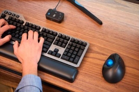 Trackball ProFit Ergo TB450 Trackball ProFit Ergo TB450