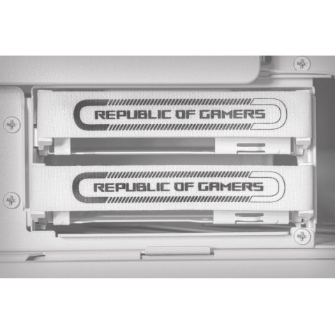 Obudowa ROG Hyperion GR701 E-ATX biała Obudowa ROG Hyperion GR701 E-ATX biała