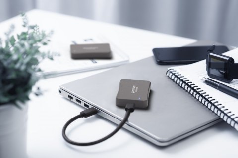 Dysk SSD HL200 256GB USB-C 3.2 Gen2 Dysk SSD HL200 256GB USB-C 3.2 Gen2