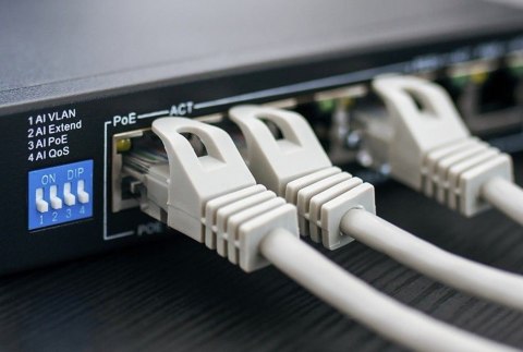 Kabel sieciowy KAT.6 UTP wewnętrzny 305m Kabel sieciowy KAT.6 UTP wewnętrzny 305m
